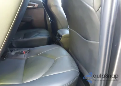 2022 Toyota Highlander Platinum z USA, uszkodzony, nr VIN 5TDFZRBH3NS232801